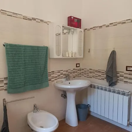 Narniandum Est Locazione Turistica Casa de Férias